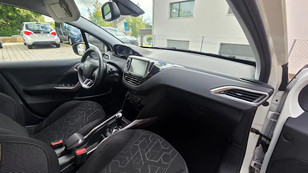 PEUGEOT 2008 1.2 VTI Active ETG5