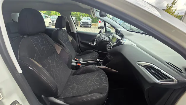 PEUGEOT 2008 1.2 VTI Active ETG5