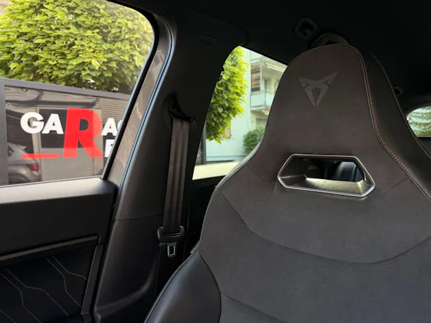 CUPRA Ateca VZ 4Drive *** AKRAPOVIC SPORTAUSPUFF ***