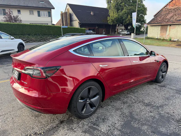 Tesla Model 3 Long Range Dual Motor AWD