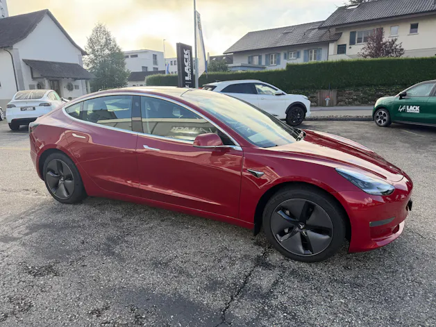 Tesla Model 3 Long Range Dual Motor AWD