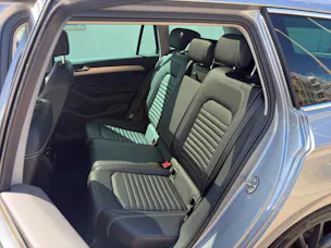 VW Passat Variant 2.0 TDI 200 Elegance DSG 4m