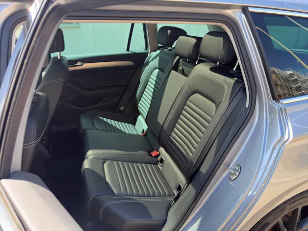 VW Passat Variant 2.0 TDI 200 Elegance DSG 4m