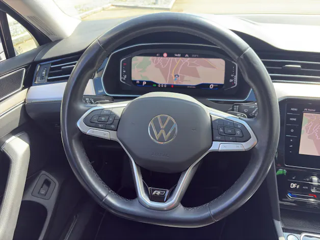 VW Passat Variant 2.0 TDI 200 Elegance DSG 4m