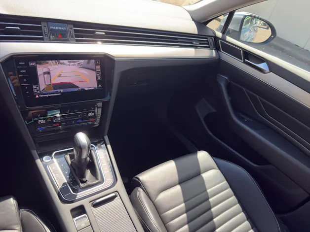 VW Passat Variant 2.0 TDI 200 Elegance DSG 4m
