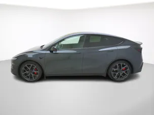Tesla Model Y Performance AWD