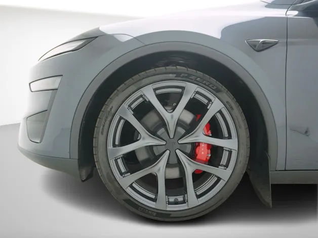 Tesla Model Y Performance AWD