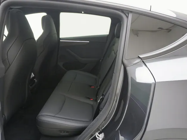 Tesla Model Y Performance AWD