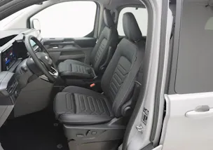 FORD Tourneo Custom L1 2.5 Plug-in-Hybrid Titanium X
