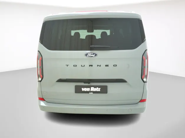 FORD Tourneo Custom L1 2.5 Plug-in-Hybrid Titanium X