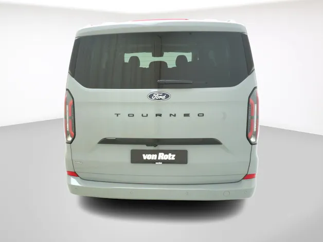 FORD Tourneo Custom L1 2.5 Plug-in-Hybrid Titanium X