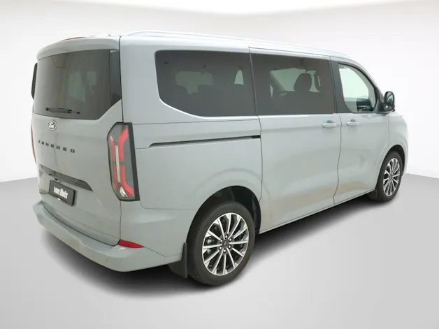 FORD Tourneo Custom L1 2.5 Plug-in-Hybrid Titanium X