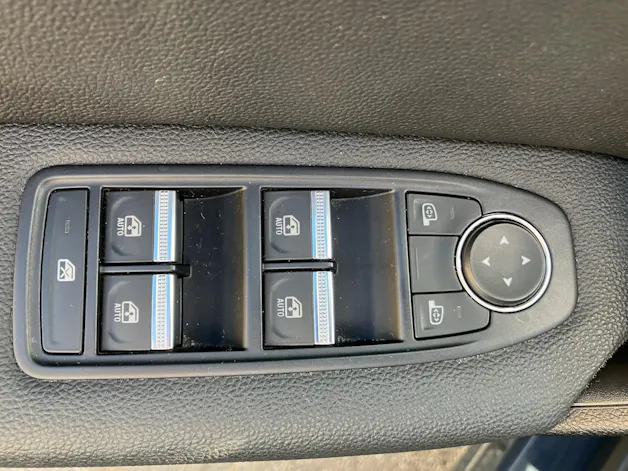 RENAULT Captur 1.6 E-Tech 145 Techno DHT