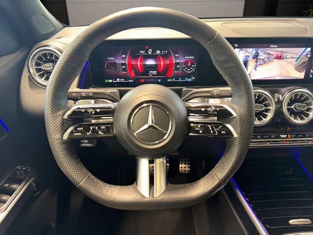 MERCEDES-BENZ GLB 220 d 4M 8G-Tronic