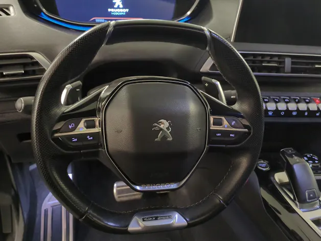 PEUGEOT 5008 1.6 THP GT Line EAT