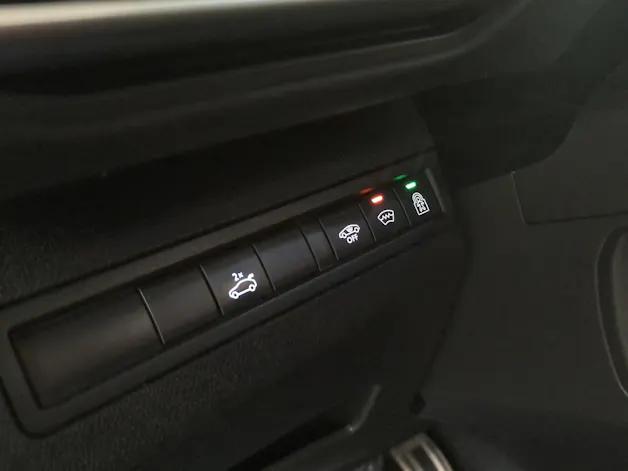 PEUGEOT 5008 1.6 THP GT Line EAT