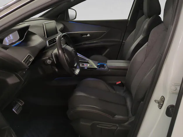 PEUGEOT 5008 1.6 THP GT Line EAT