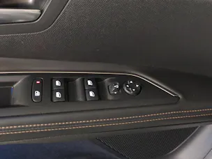 PEUGEOT 5008 1.6 THP GT Line EAT