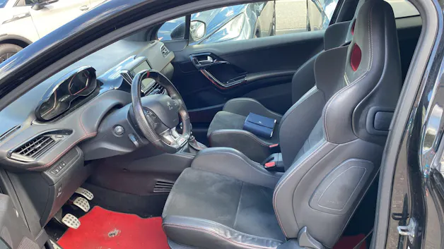 PEUGEOT 208 1.6 Turbo GTi Sport