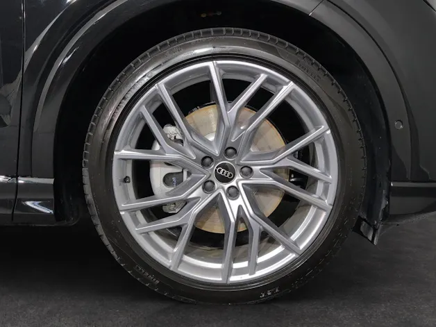 AUDI Q4 e-tron 45 Edition Swiss Ski quattro