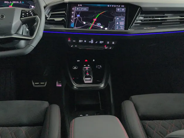 AUDI Q4 e-tron 45 Edition Swiss Ski quattro