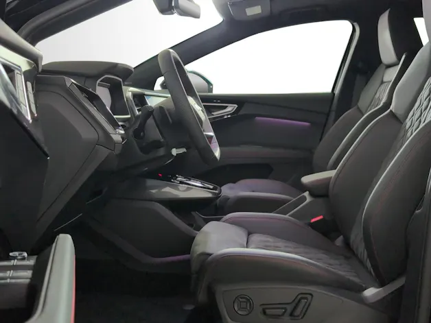 AUDI Q4 e-tron 45 Edition Swiss Ski quattro