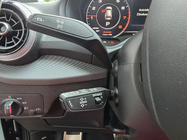 AUDI Q2 35 TFSI S line S-tronic