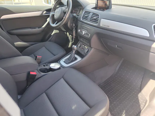 AUDI Q3 2.0 TDI quattro S-tronic