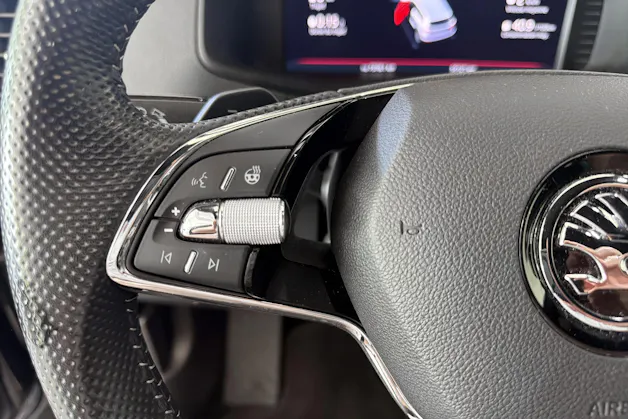 SKODA Karoq 2.0 TSI SportLine 4x4 DSG