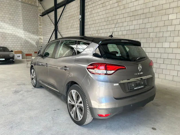 RENAULT Scénic 1.5 dCi Intens EDC