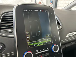 RENAULT Scénic 1.5 dCi Intens EDC