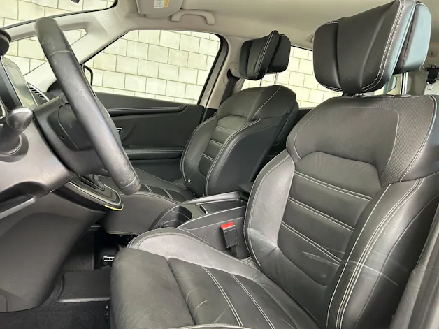RENAULT Scénic 1.5 dCi Intens EDC