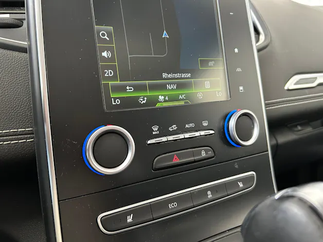 RENAULT Scénic 1.5 dCi Intens EDC