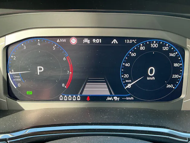 VW Touran Highline *** VOLLAUSSTATTUNG MIT VW GARANTIE BIS 2029 !!! ***