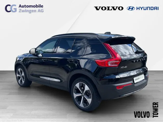 VOLVO XC40 B3 Benzin Mild Hybrid Plus Dark DCT