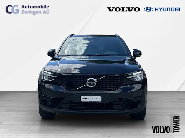 VOLVO XC40 B3 Benzin Mild Hybrid Plus Dark DCT