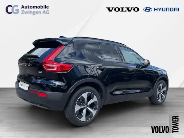 VOLVO XC40 B3 Benzin Mild Hybrid Plus Dark DCT