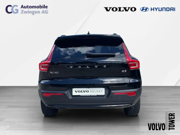VOLVO XC40 B3 Benzin Mild Hybrid Plus Dark DCT