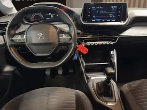 PEUGEOT 208 1.2 PureTech Active