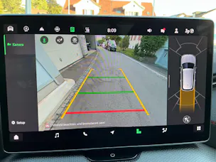 SKODA Kodiaq 2.0 TSI 265 PS 4x4 RS *** TOP AUSSTATTUNG MIT HEAD UP DISPLAY & ANHÄNGERKUPPLUNG ***