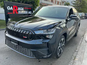 SKODA Kodiaq 2.0 TSI 265 PS 4x4 RS *** TOP AUSSTATTUNG MIT HEAD UP DISPLAY & ANHÄNGERKUPPLUNG ***