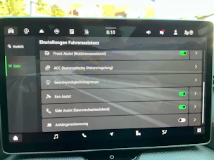 SKODA Kodiaq 2.0 TSI 265 PS 4x4 RS *** TOP AUSSTATTUNG MIT HEAD UP DISPLAY & ANHÄNGERKUPPLUNG ***