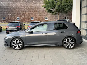 VW Golf 1.5 eTSI mHEV ACT R-Line 75 Edition DSG