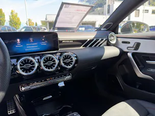 MERCEDES-BENZ CLA 35 AMG 4Matic 8G-DCT