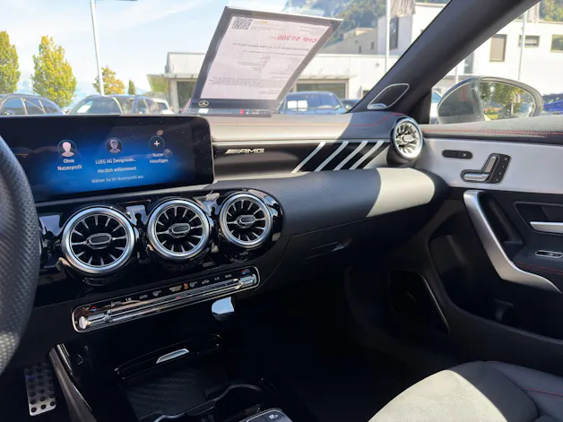 MERCEDES-BENZ CLA 35 AMG 4Matic 8G-DCT