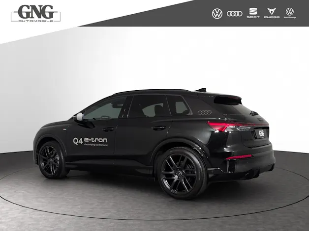 AUDI Q4 e-tron SUV quattro performance