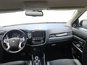 Mitsubishi Outlander 2.0 PHEV Style
