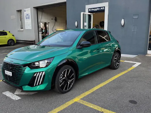 PEUGEOT 208 1.2 Hybrid 145 GT Exclusive