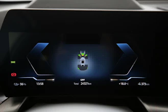 https://vehicle.imgix.net/4442590/0197ab5b-b20d-4ecb-8354-3207ebec36cc.jpg