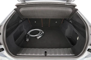 immagine del veicolo BMW iX2 30 xDrive - FAHRSCHULWAGEN - VOITURE D'AUTO-ECOLE - AUTO DELLA SCUOLA GUIDA